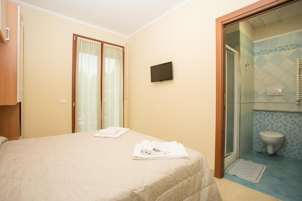 Albergo Ristorante Pozzi Bellaria-Igea Marina Exteriör bild