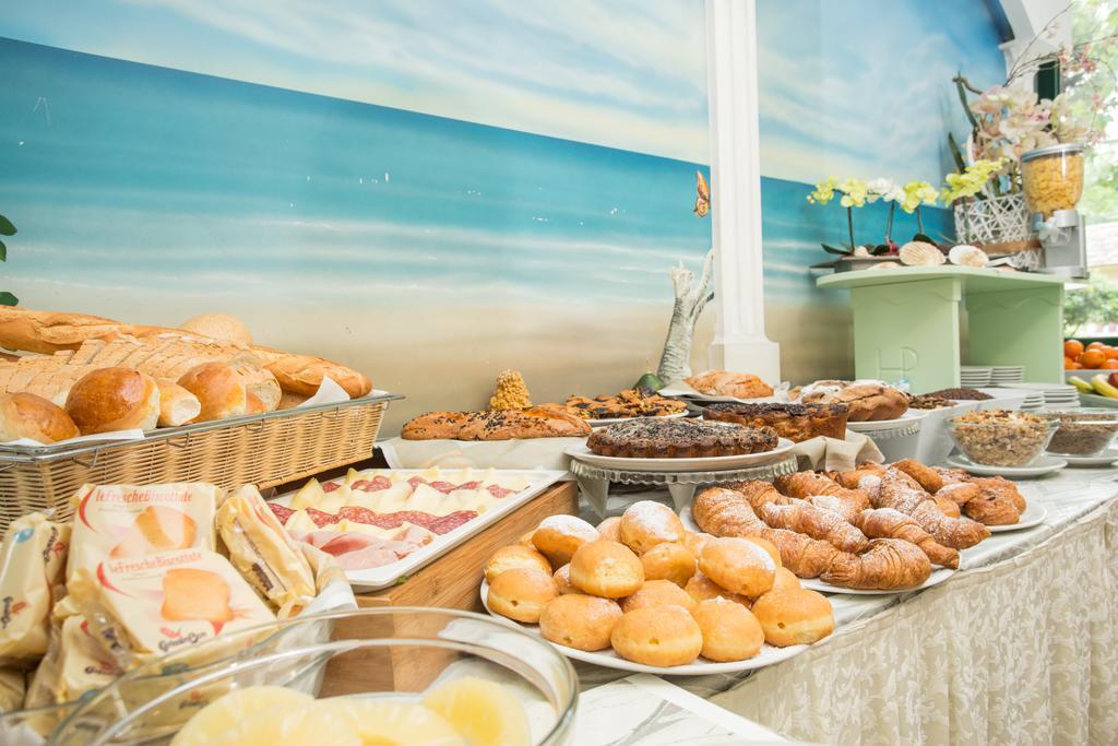 Albergo Ristorante Pozzi Bellaria-Igea Marina Exteriör bild
